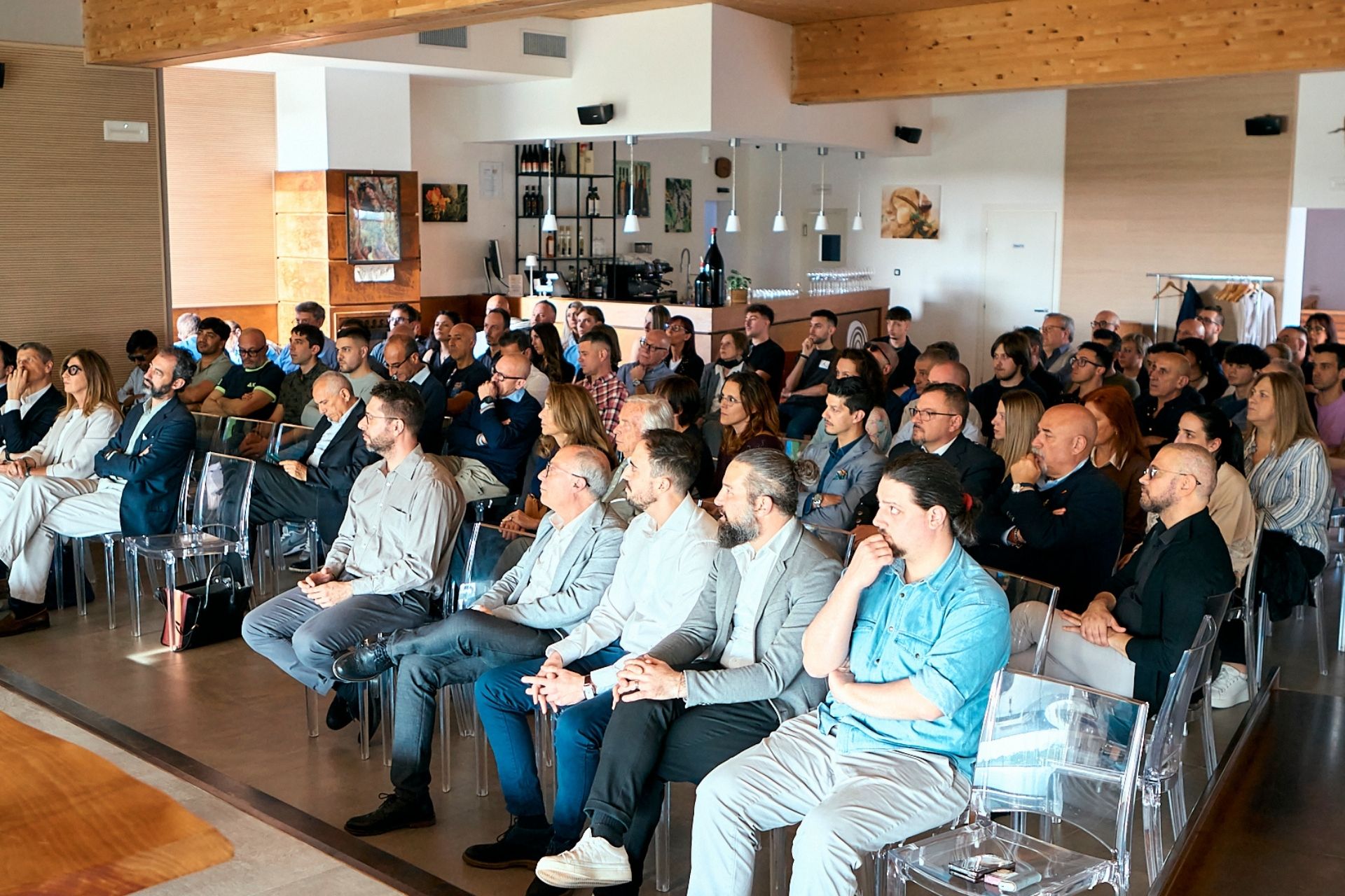 Meeting-aziendale-2027-Magic_7